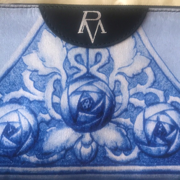 Unique ITALIAN designer silk wristlet purse PIERANGELO MASCIADRI - Picture 4 of 4